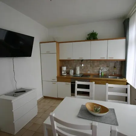 Haus Zur Eiche 1 *